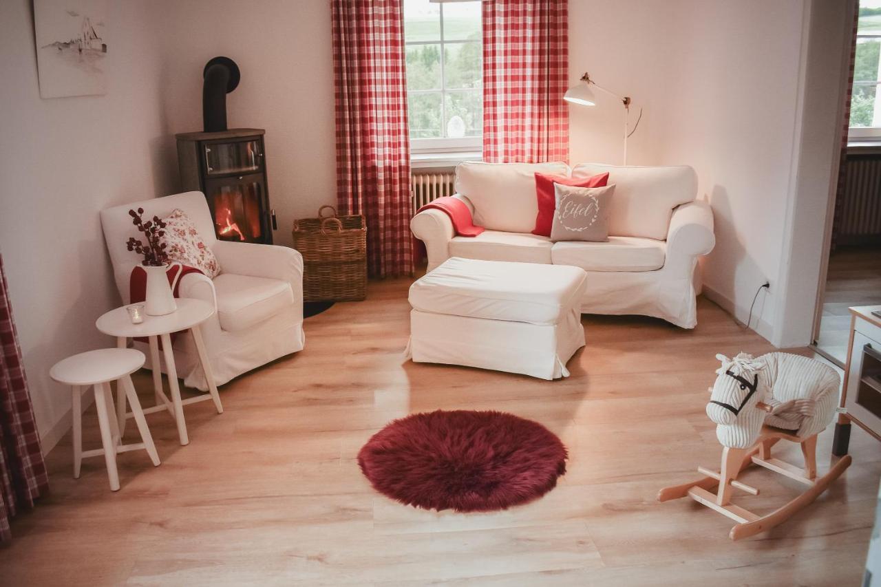 Wohlfuehl-Ferienhaus Eifel-Landurlaub Mit Herz Dahlem  Екстериор снимка